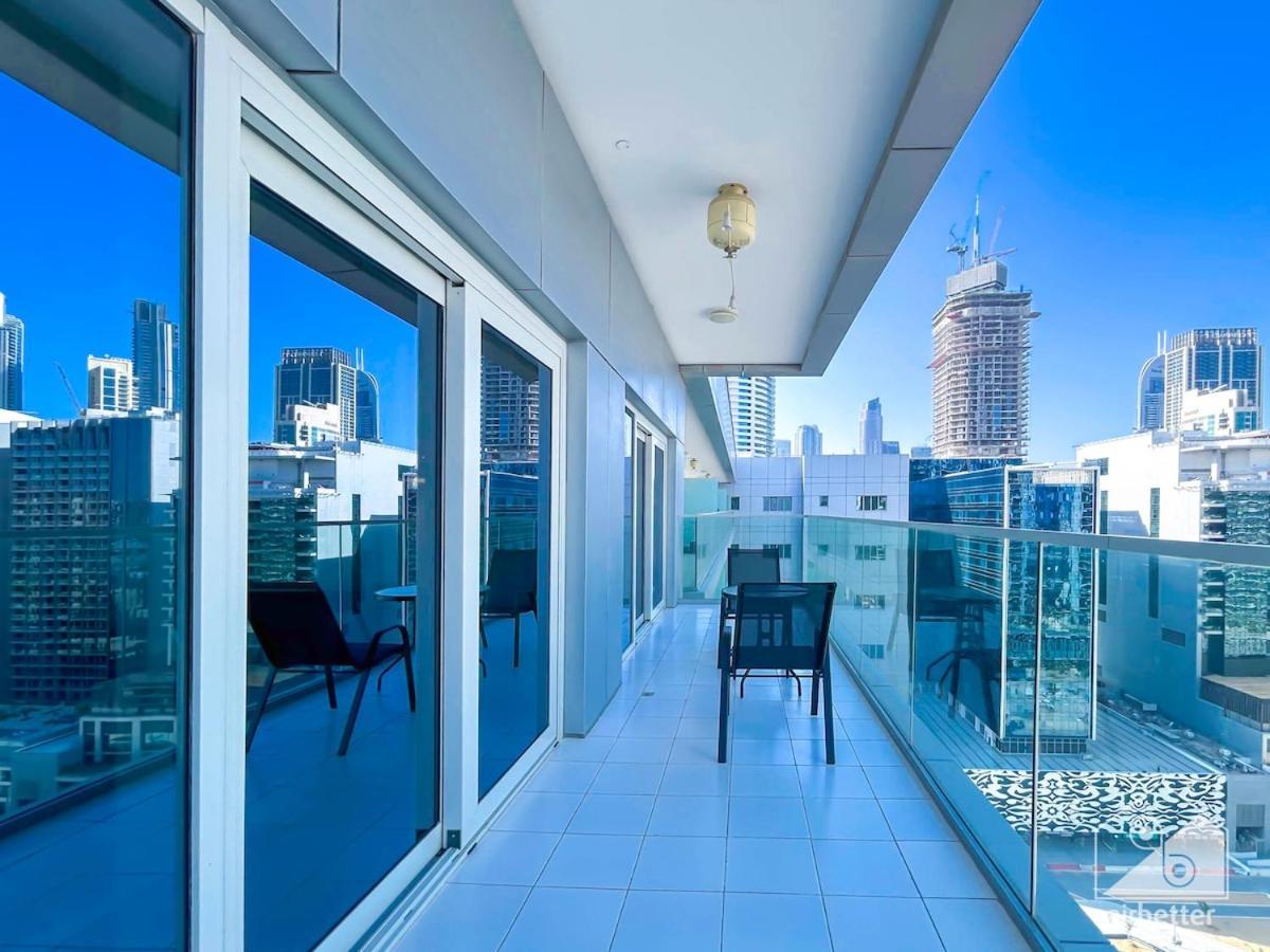 Luxury Stay At Damac Majestine With Balcony & Views Dubai Buitenkant foto
