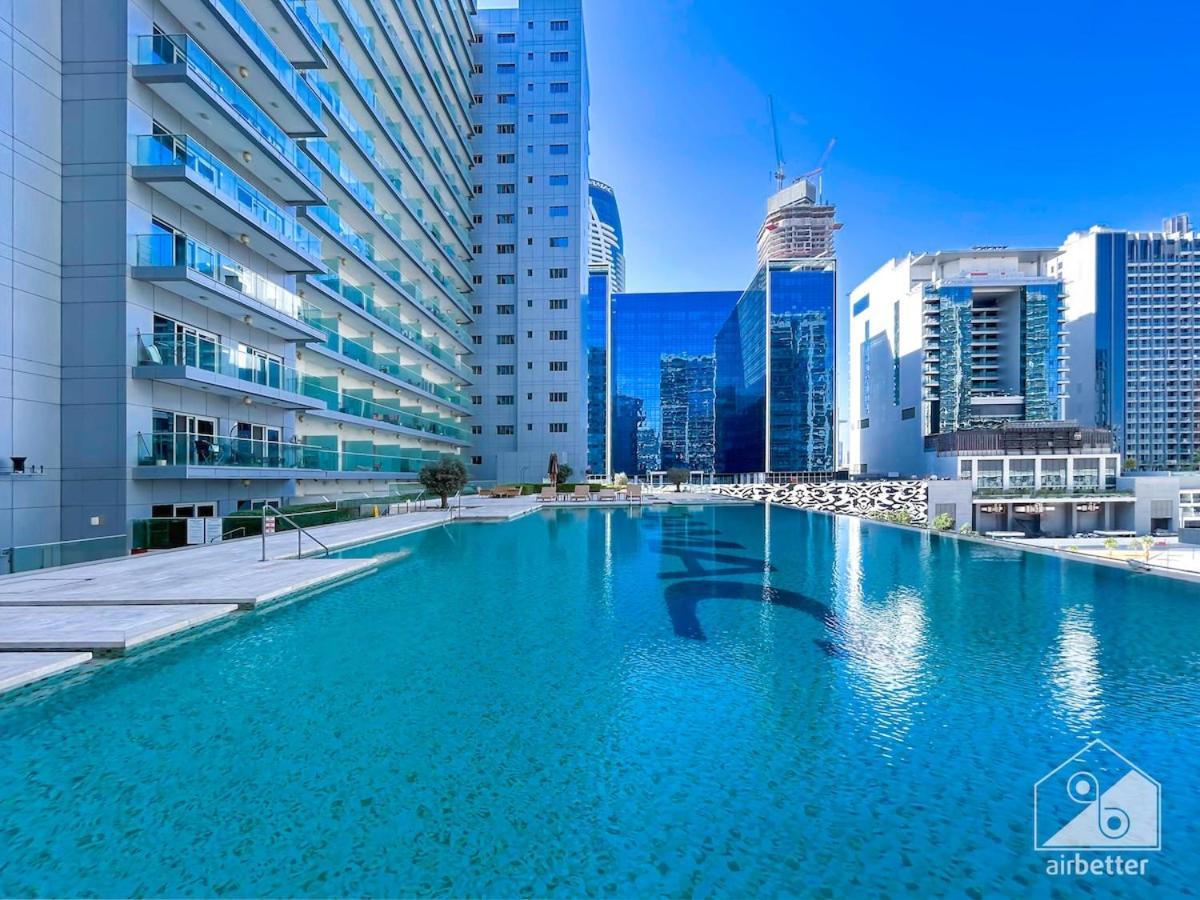 Luxury Stay At Damac Majestine With Balcony & Views Dubai Buitenkant foto