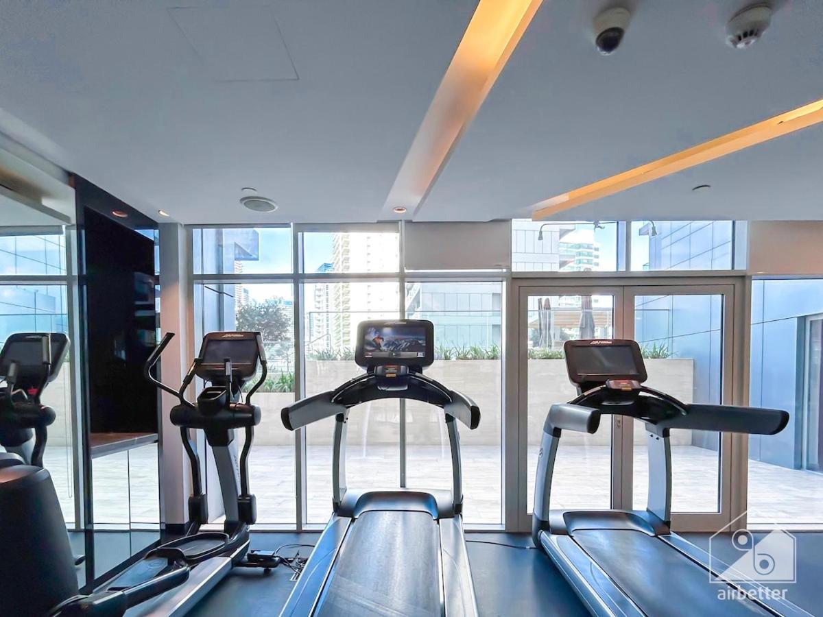 Luxury Stay At Damac Majestine With Balcony & Views Dubai Buitenkant foto