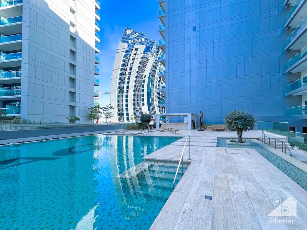 Luxury Stay At Damac Majestine With Balcony & Views Dubai Buitenkant foto
