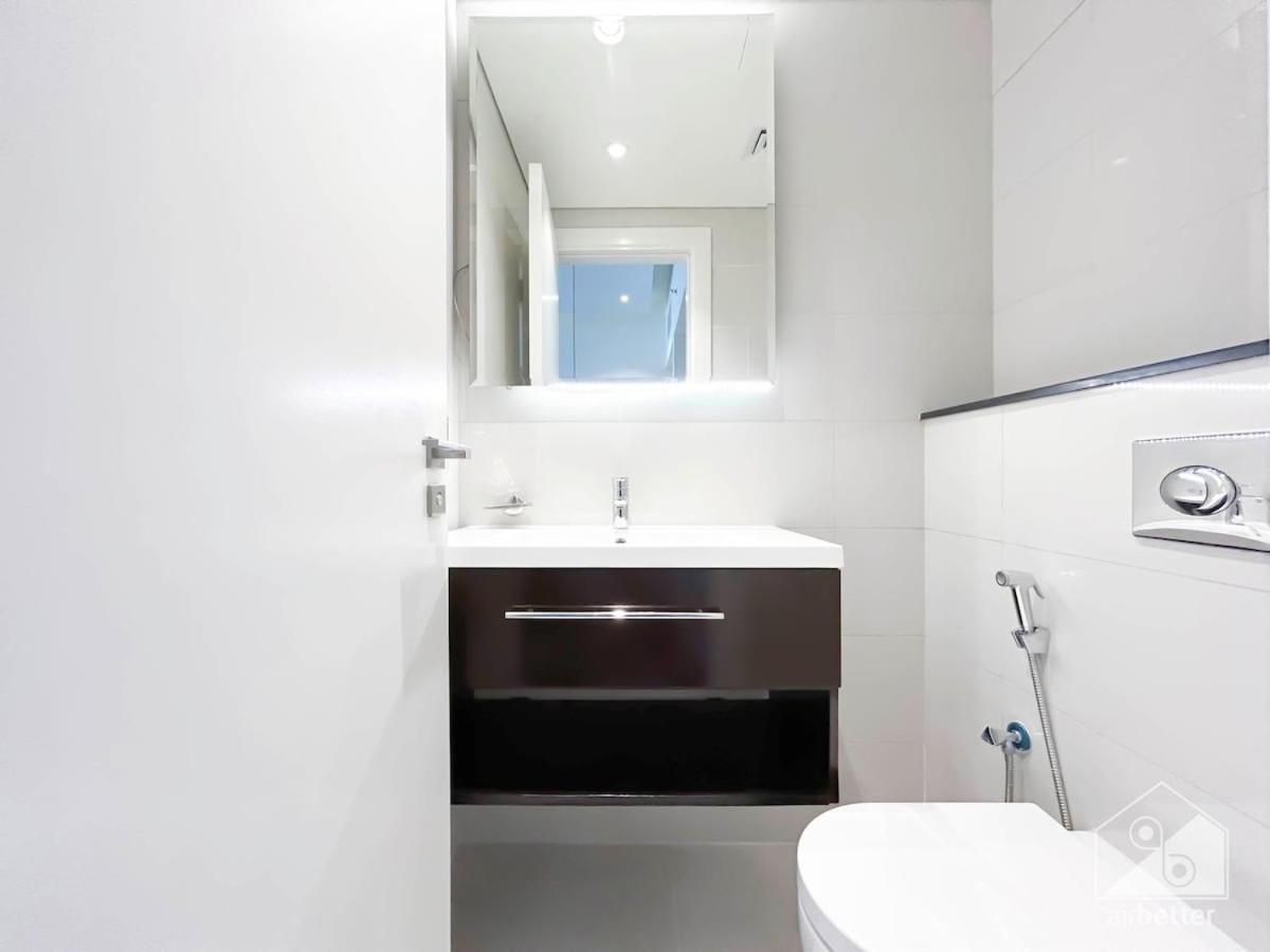 Luxury Stay At Damac Majestine With Balcony & Views Dubai Buitenkant foto