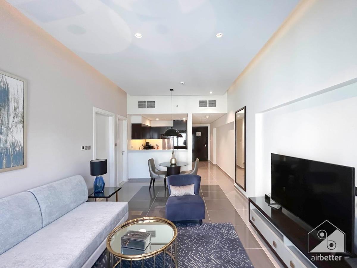 Luxury Stay At Damac Majestine With Balcony & Views Dubai Buitenkant foto